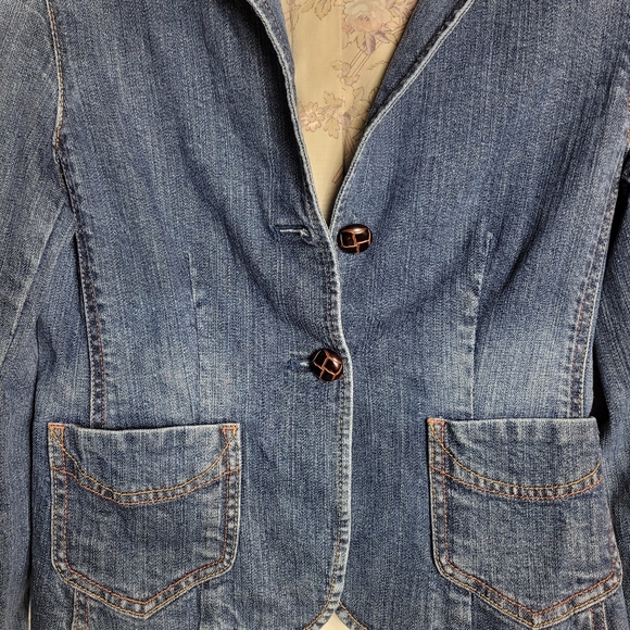 GAP Jean Jacket - Picture 7 of 7